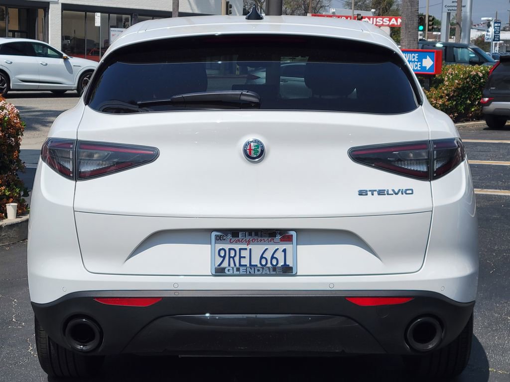 Used 2024 Alfa Romeo Stelvio Sprint RWD image 28
