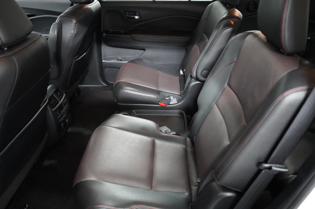 Used 2022 Honda Pilot Black Edition image 28