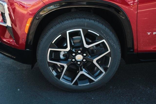 New 2026 Chevrolet Traverse High Country image 2