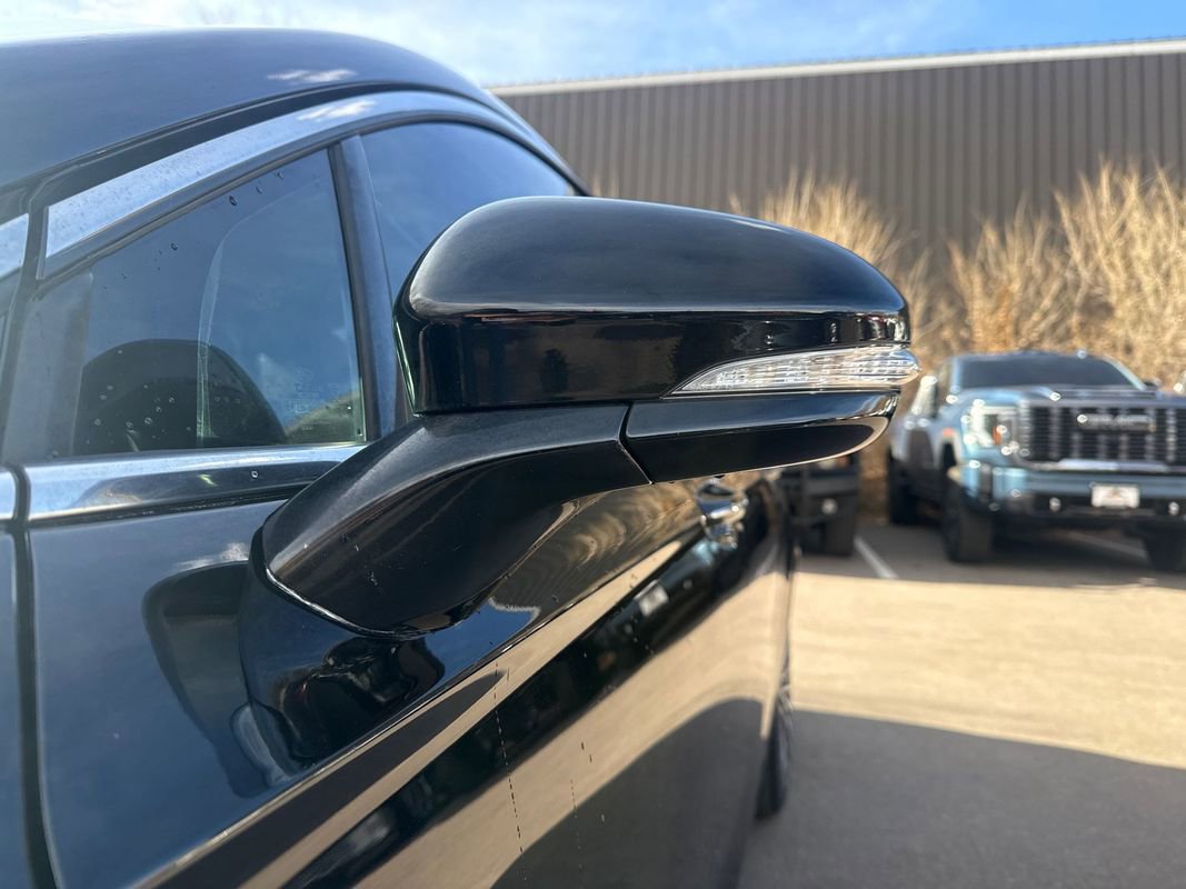 Used 2018 Ford Fusion SE w/ Fusion SE Technology Package image 10