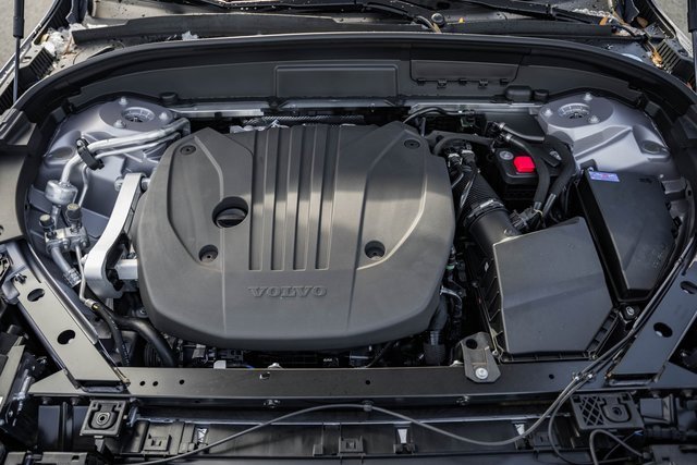 New 2026 Volvo XC60 B5 Plus w/ Protection Package Premier image 19