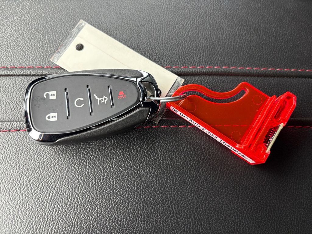 Used 2023 Chevrolet Blazer RS w/ Driver Confidence II Package image 33