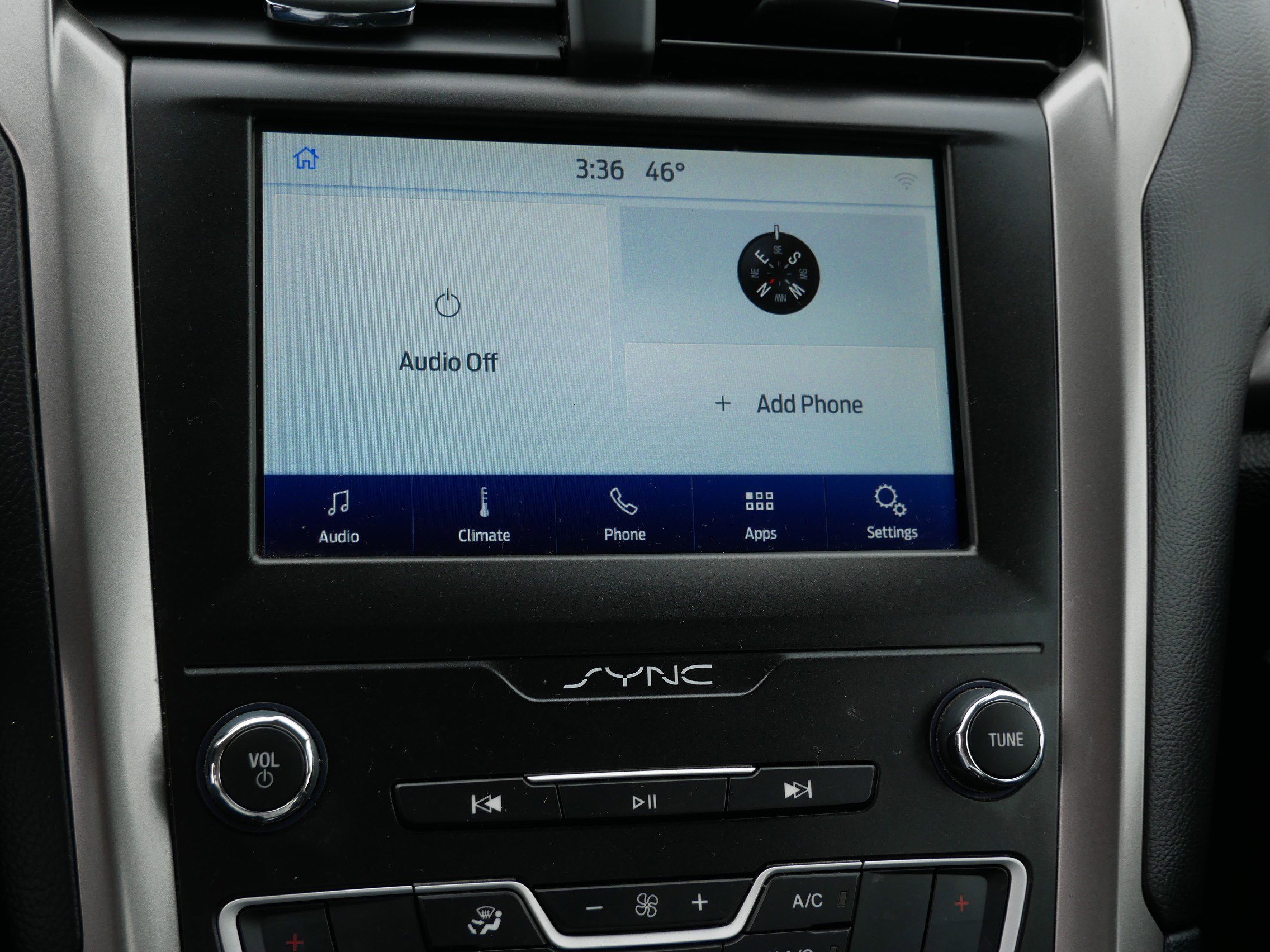 Used 2019 Ford Fusion SE FWD image 22