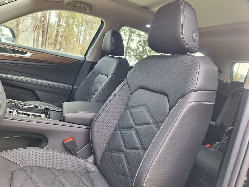 New 2026 Volkswagen Atlas SE image 11