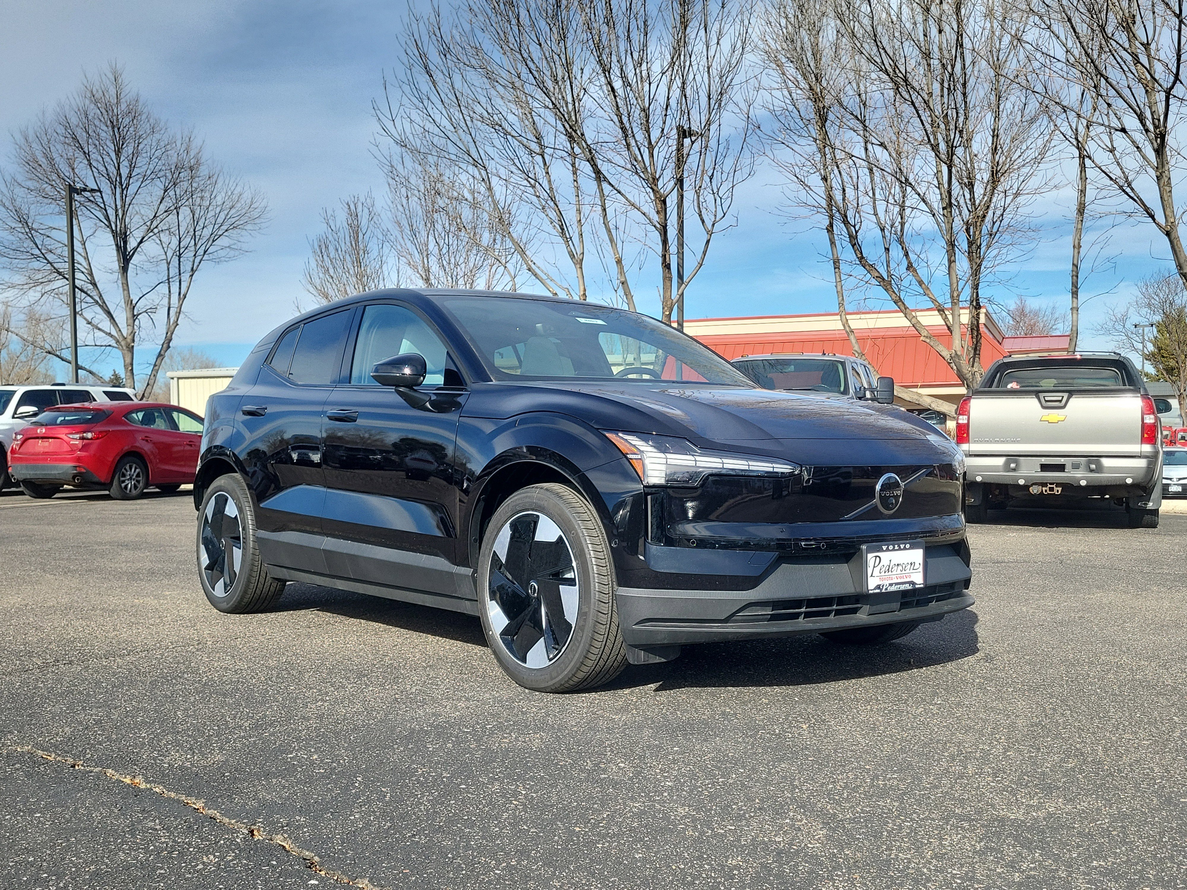 New 2026 Volvo EX30 Ultra w/ Protection Package Premier image 18