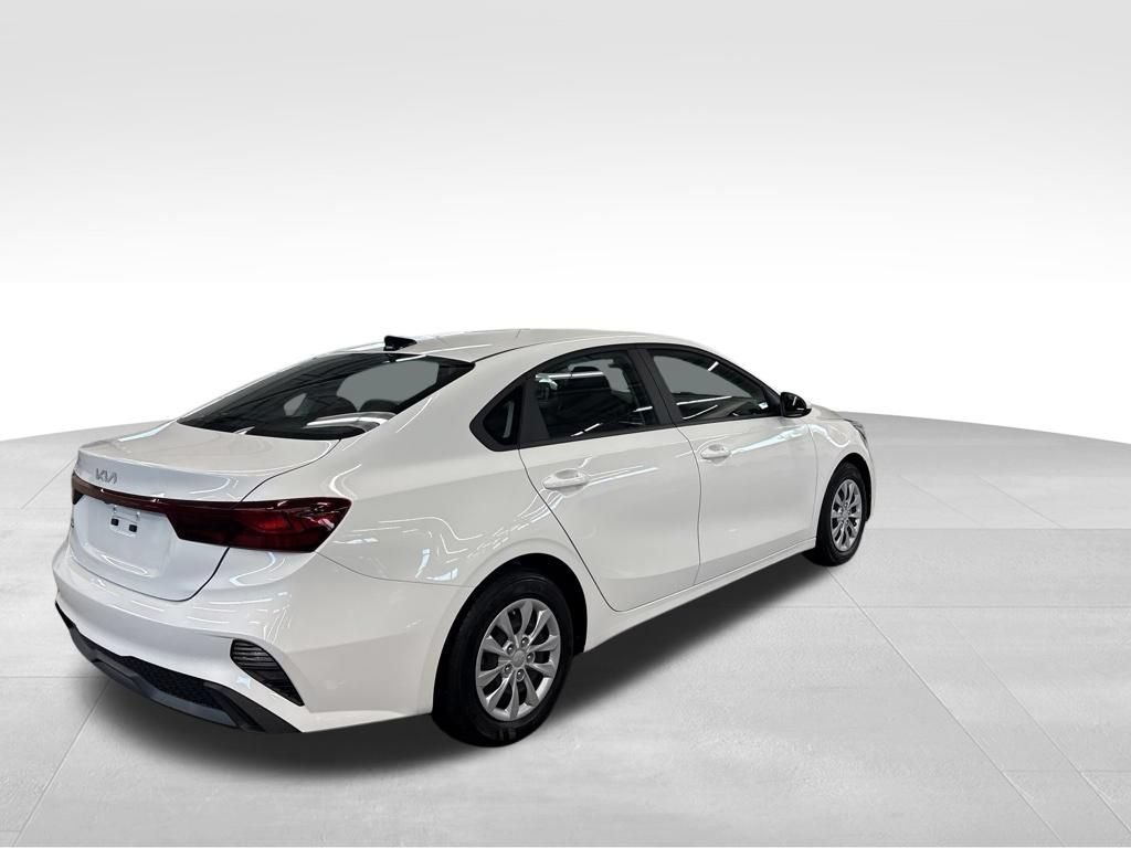 Used 2022 Kia Forte Sedan FWD image 25