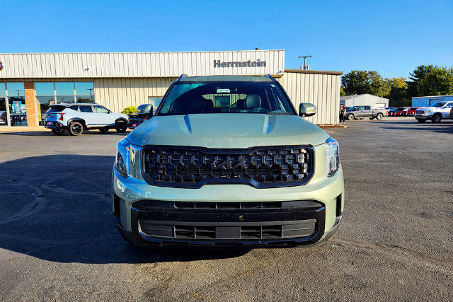 Used 2025 Kia Telluride EX X-Line AWD/4WD image 2