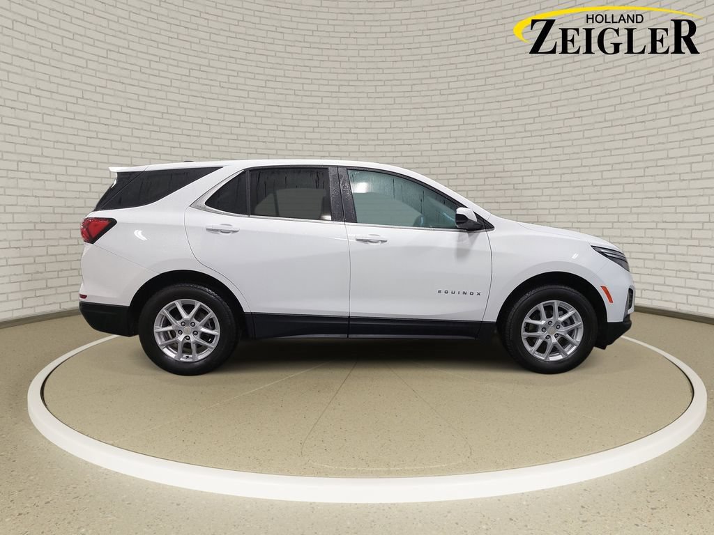 Used 2022 Chevrolet Equinox LT AWD/4WD image 4