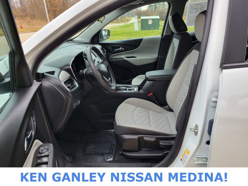 Used 2021 Chevrolet Equinox LS image 33