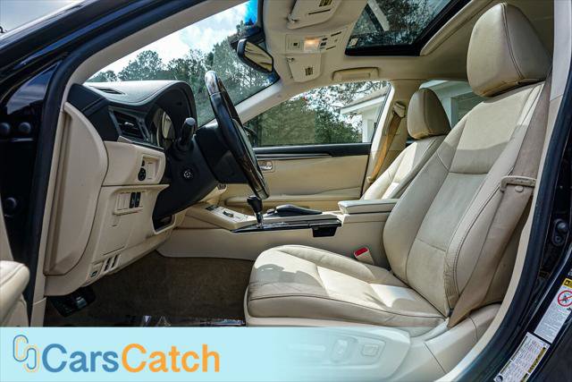 Used 2014 Lexus ES 350 SEDAN w/ Luxury Package image 17