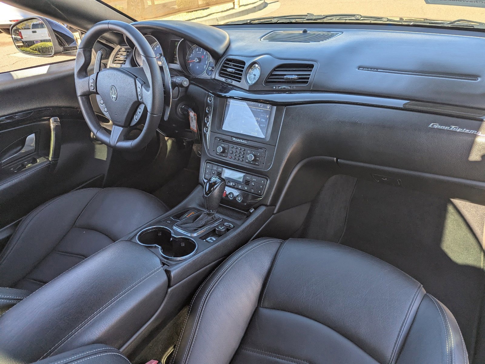 Used 2015 Maserati GranTurismo Sport image 13