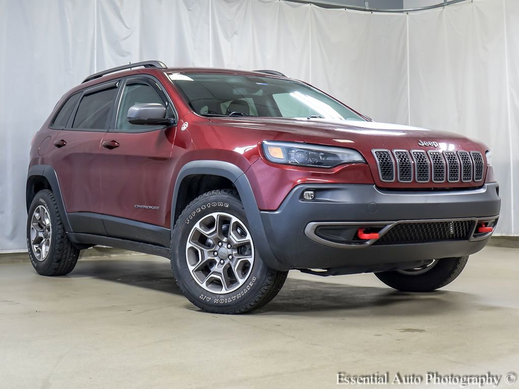 Used 2020 Jeep Cherokee Trailhawk w/ Cold Weather Group AWD/4WD image 2