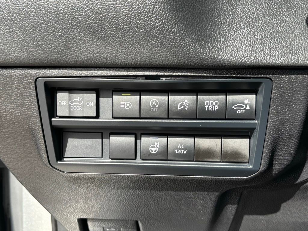 Used 2025 Toyota Tundra Limited image 26