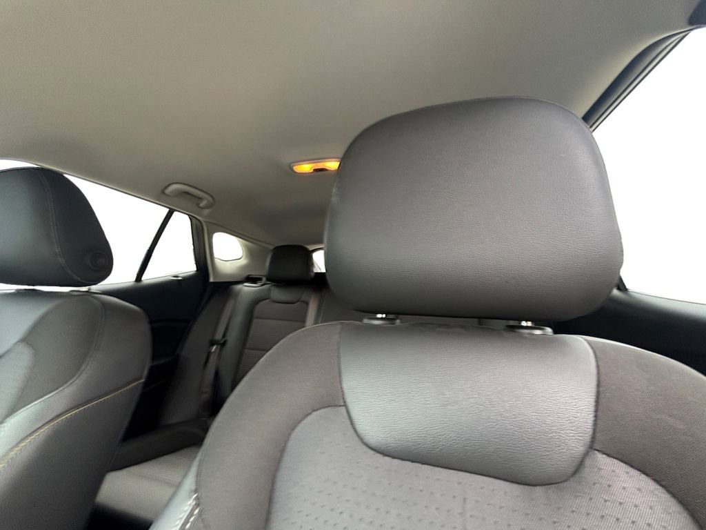 Used 2024 Chevrolet Trax LT FWD image 31