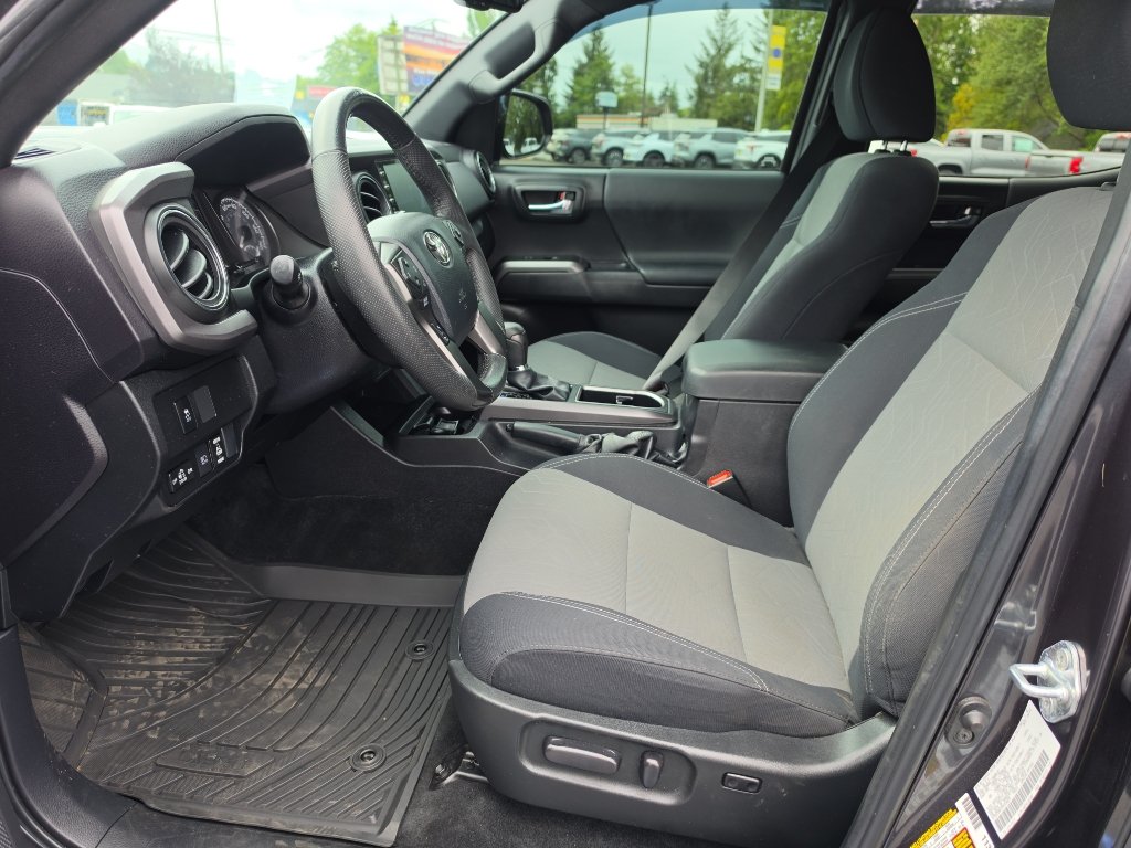 Certified 2023 Toyota Tacoma TRD Sport AWD/4WD image 14