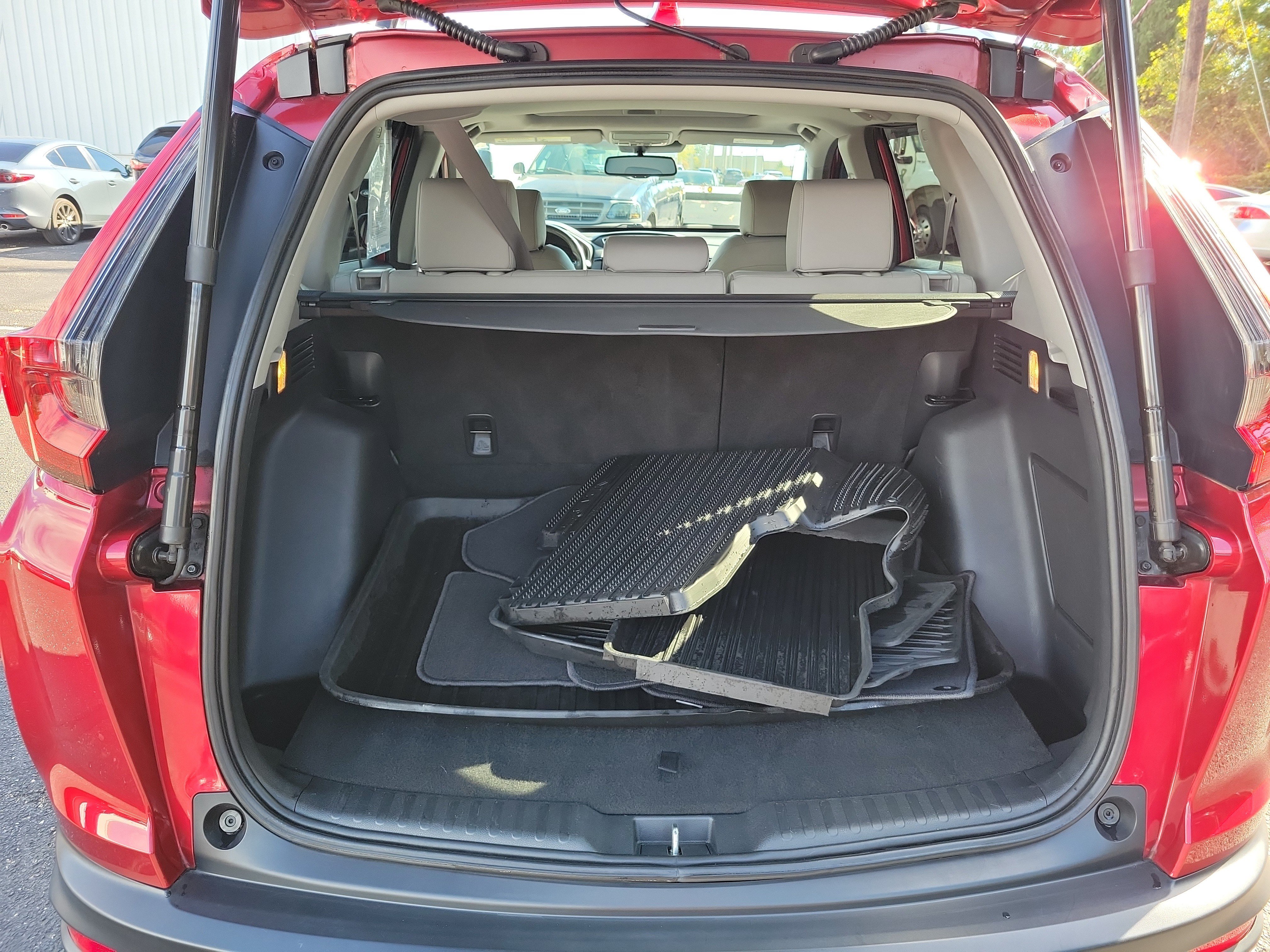 Used 2020 Honda CR-V Touring image 10