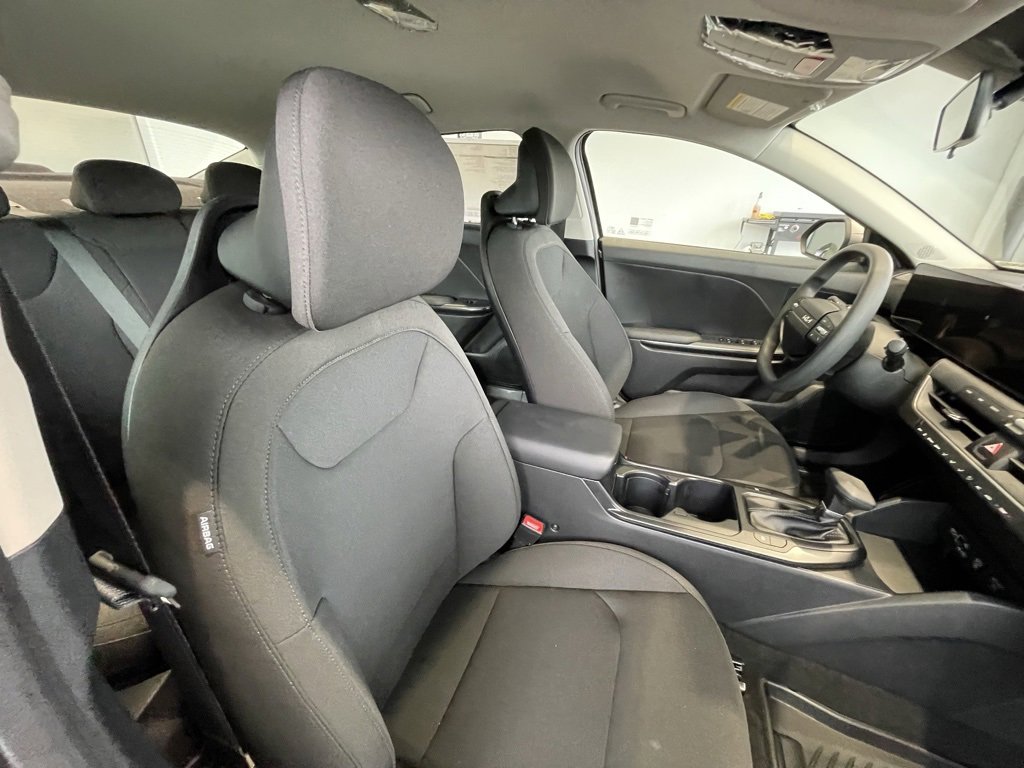 New 2026 Kia K4 LXS image 28