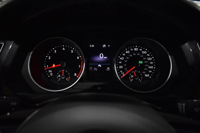 Used 2020 Volkswagen Tiguan SE R-Line image 17