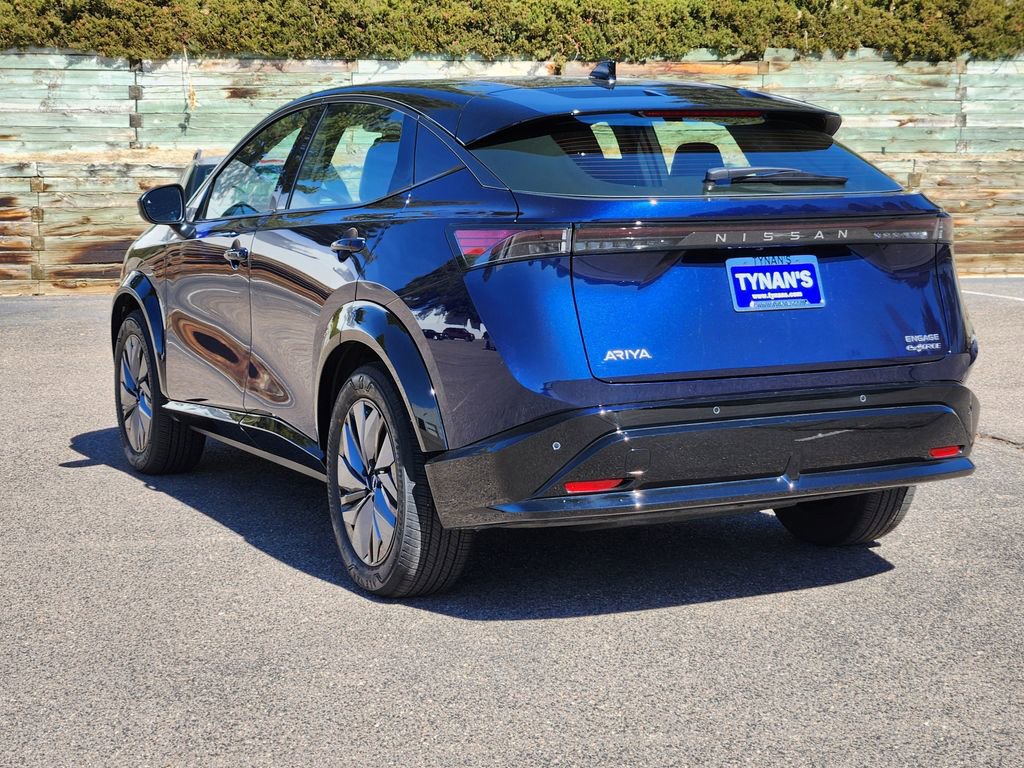 Used 2023 Nissan Ariya AWD image 7