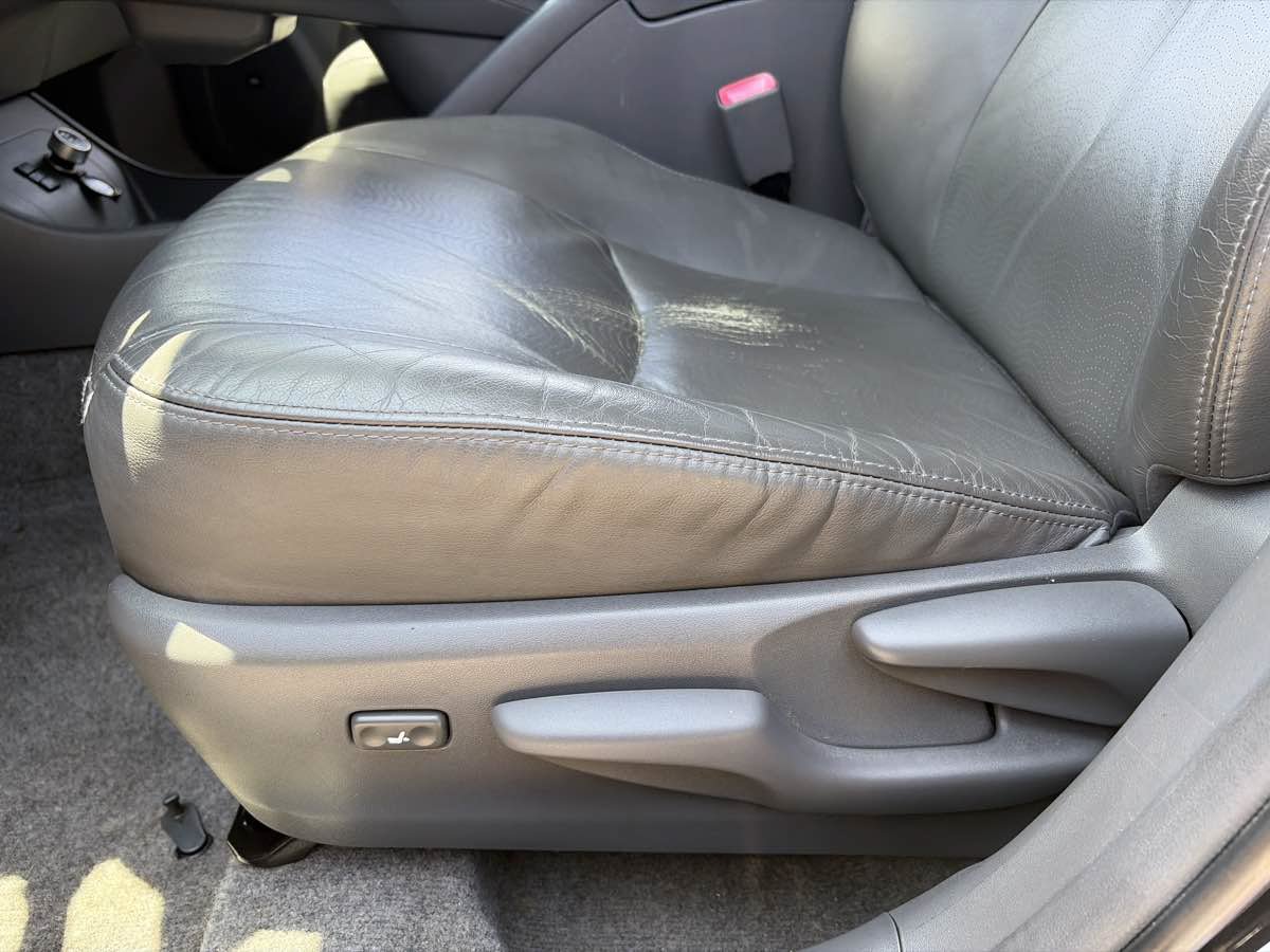 Used 2011 Toyota Prius Four w/ Solar Roof Pkg FWD image 10