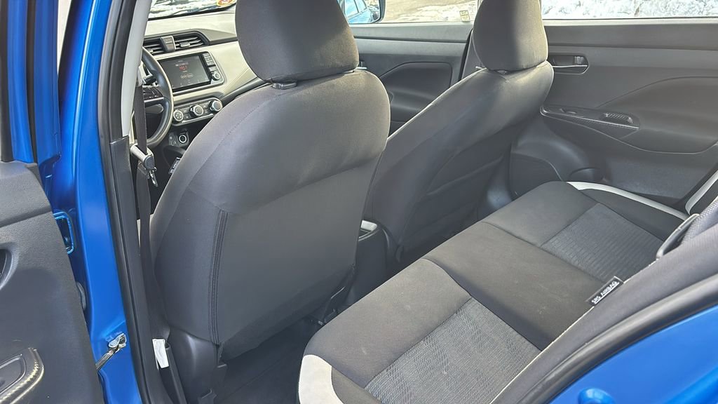 Used 2021 Nissan Versa SV image 31