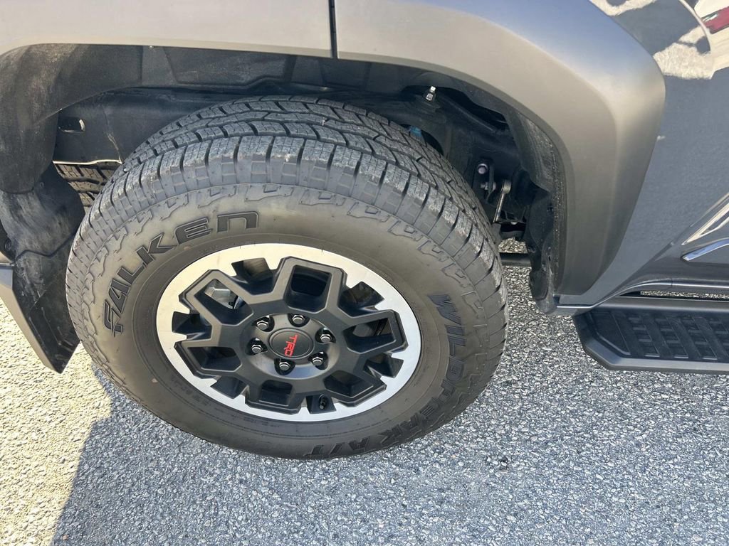 Used 2025 Toyota 4Runner TRD Off-Road Premium w/ Tow Technology Package image 13