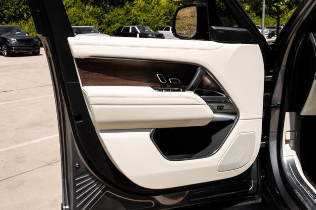 New 2026 Land Rover Range Rover SE AWD/4WD image 53