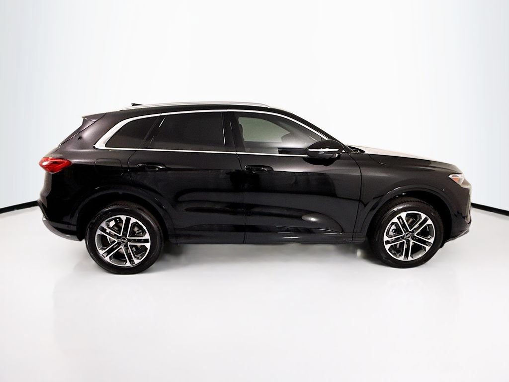 Used 2026 Audi Q5 Premium w/ Convenience Package AWD/4WD image 4