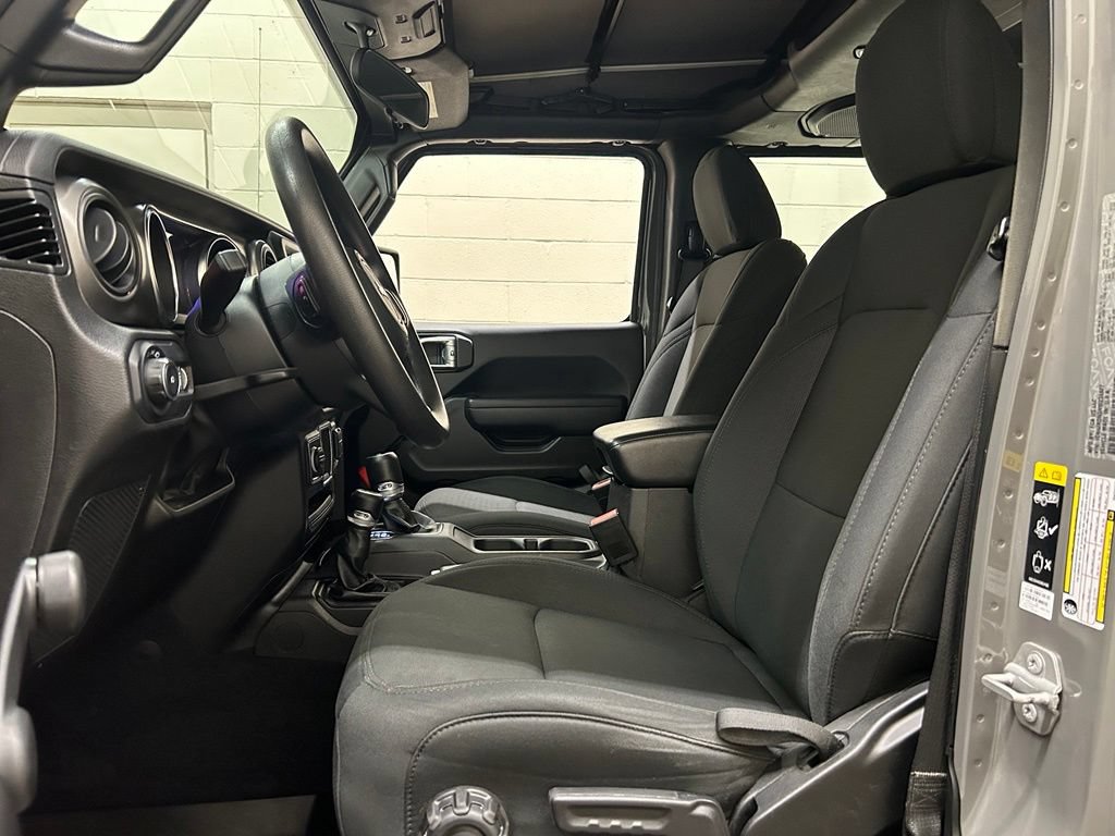 Used 2022 Jeep Wrangler Unlimited Sport AWD/4WD image 18