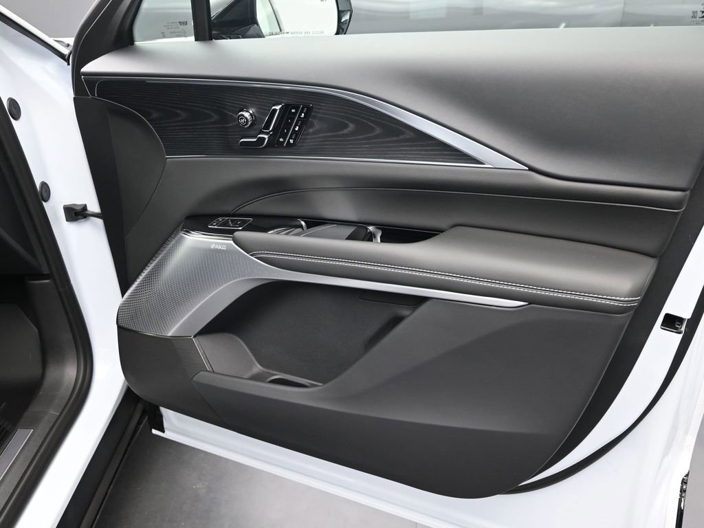 New 2026 Cadillac Lyriq Premium Sport image 31