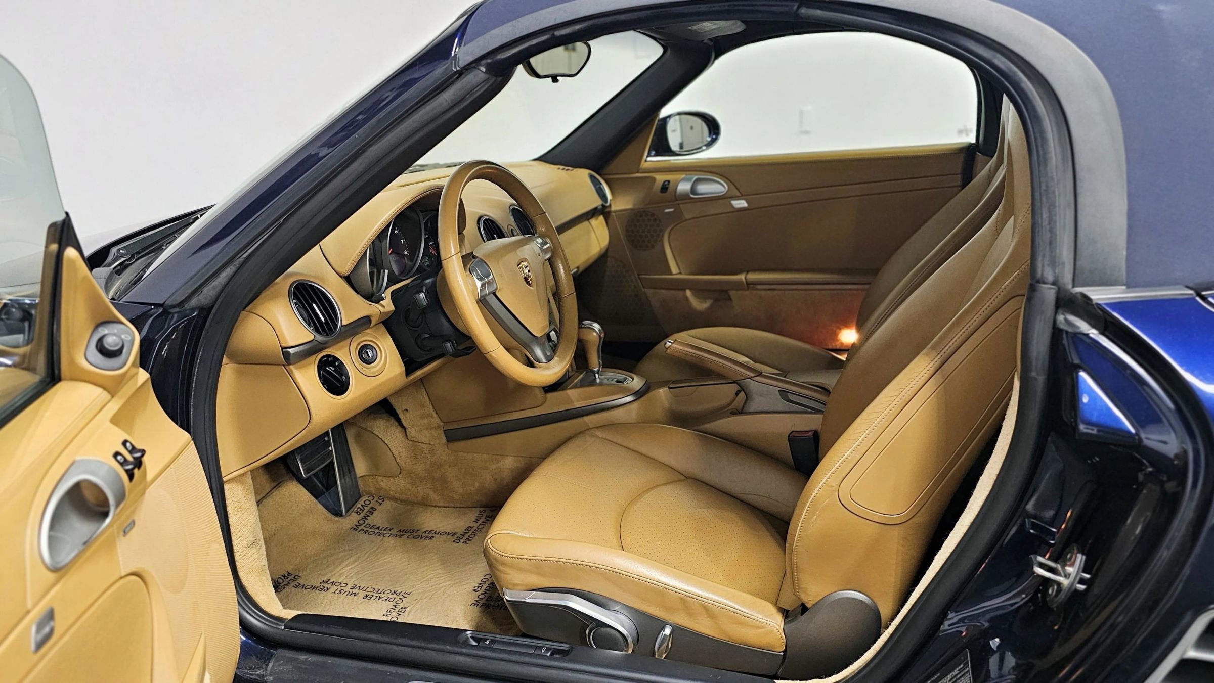 Used 2005 Porsche Boxster RWD image 10