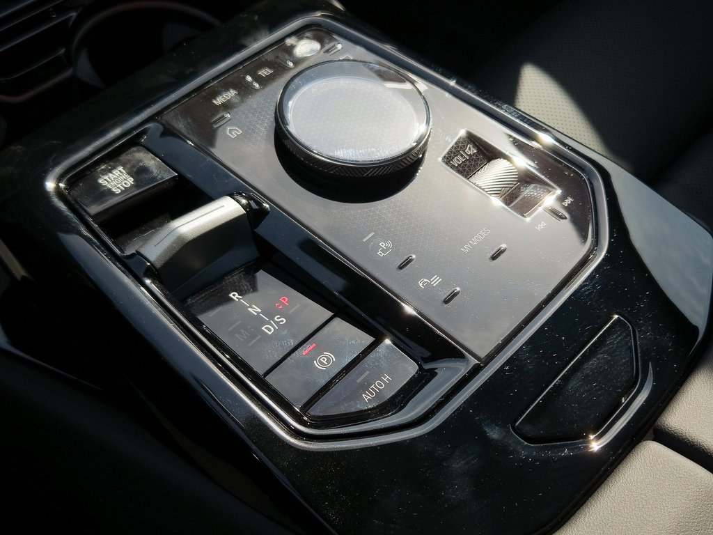 New 2026 BMW 530i w/ M Sport Package image 12