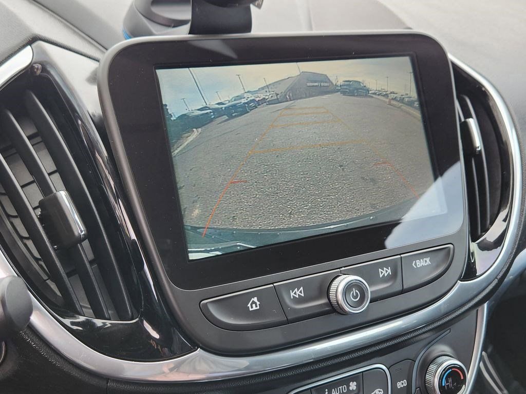 Used 2018 Chevrolet Volt Premier w/ Driver Confidence Package image 8