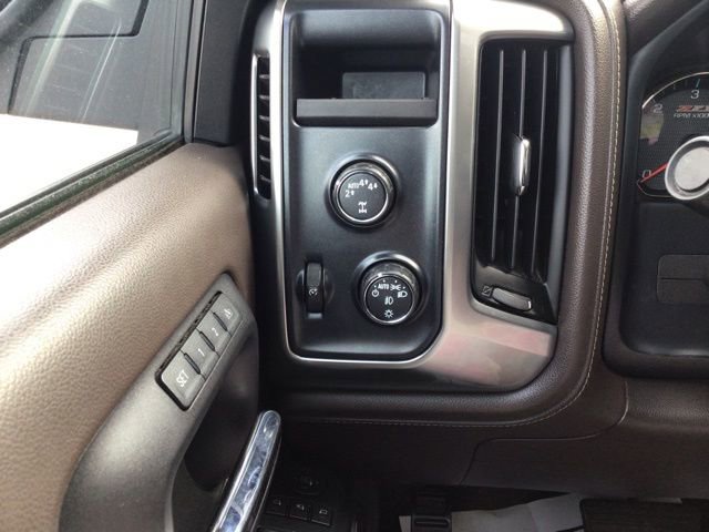 Used 2017 Chevrolet Silverado 1500 LTZ Z71 w/ LTZ Plus Package image 11
