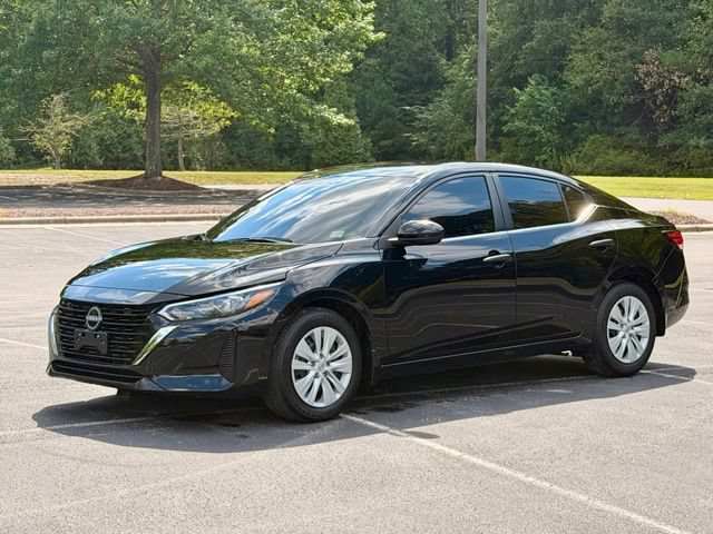 Used 2025 Nissan Sentra S FWD image 2