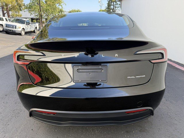 Used 2025 Tesla Model 3 Long Range AWD/4WD image 9