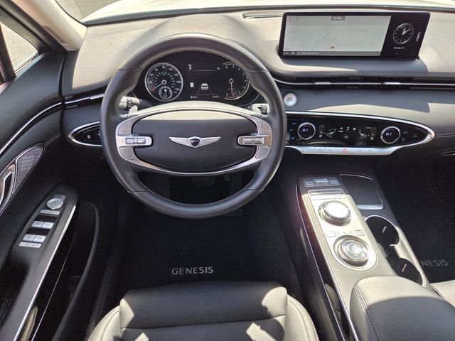 Used 2025 Genesis GV70 2.5T image 14