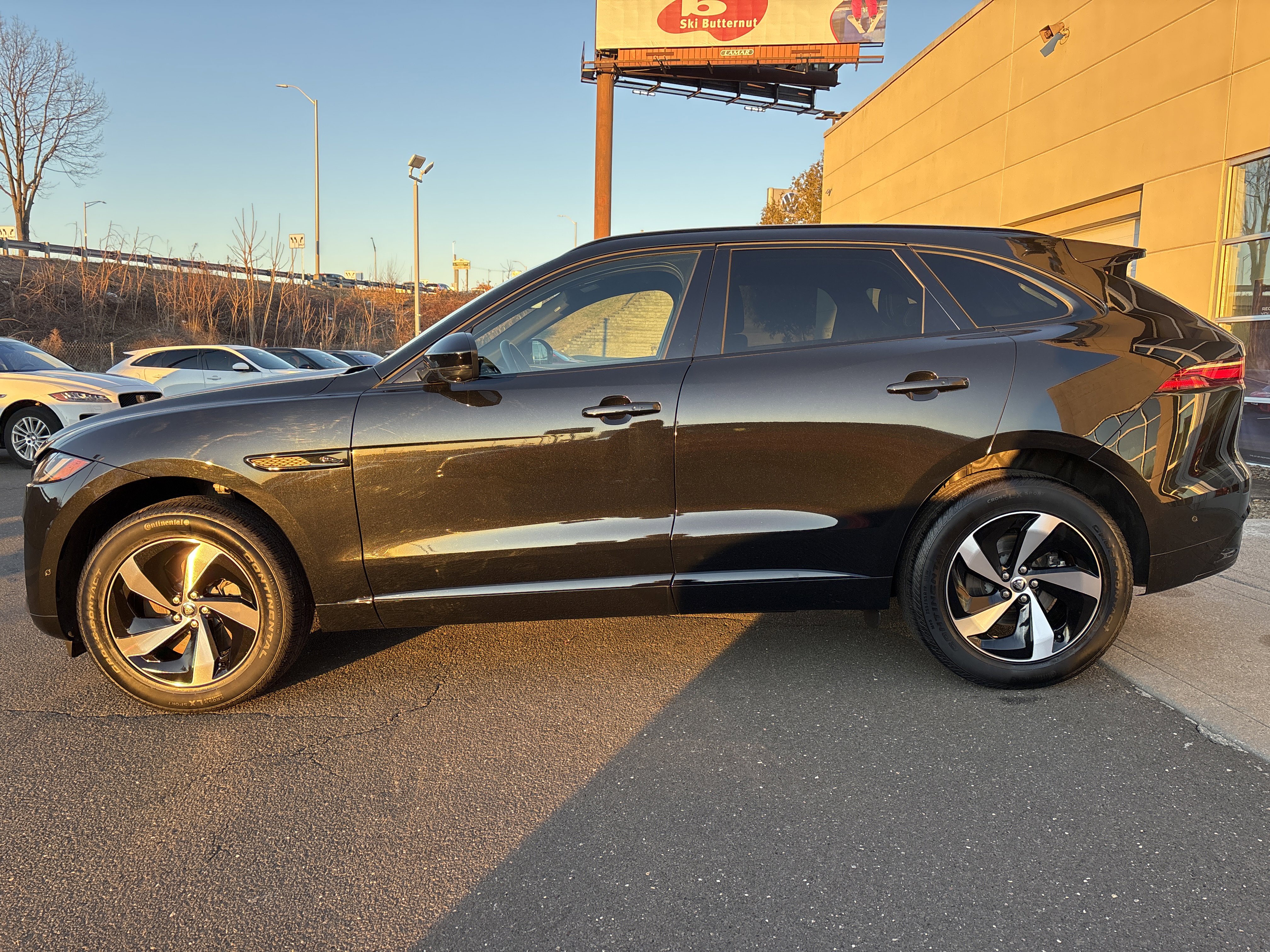 Certified 2026 Jaguar F-PACE R-Dynamic S image 2