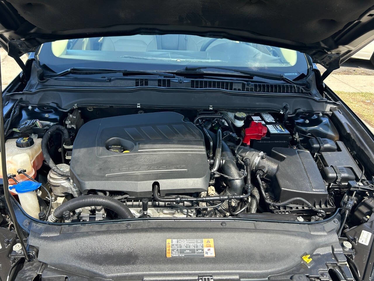 Used 2014 Ford Fusion SE w/ Equipment Group 202A FWD image 22