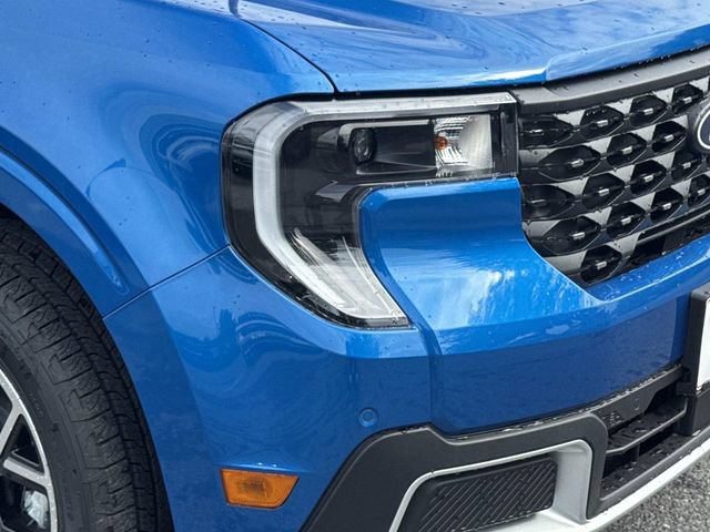 New 2026 Ford Maverick Lariat w/ 4K Tow Package AWD/4WD image 7