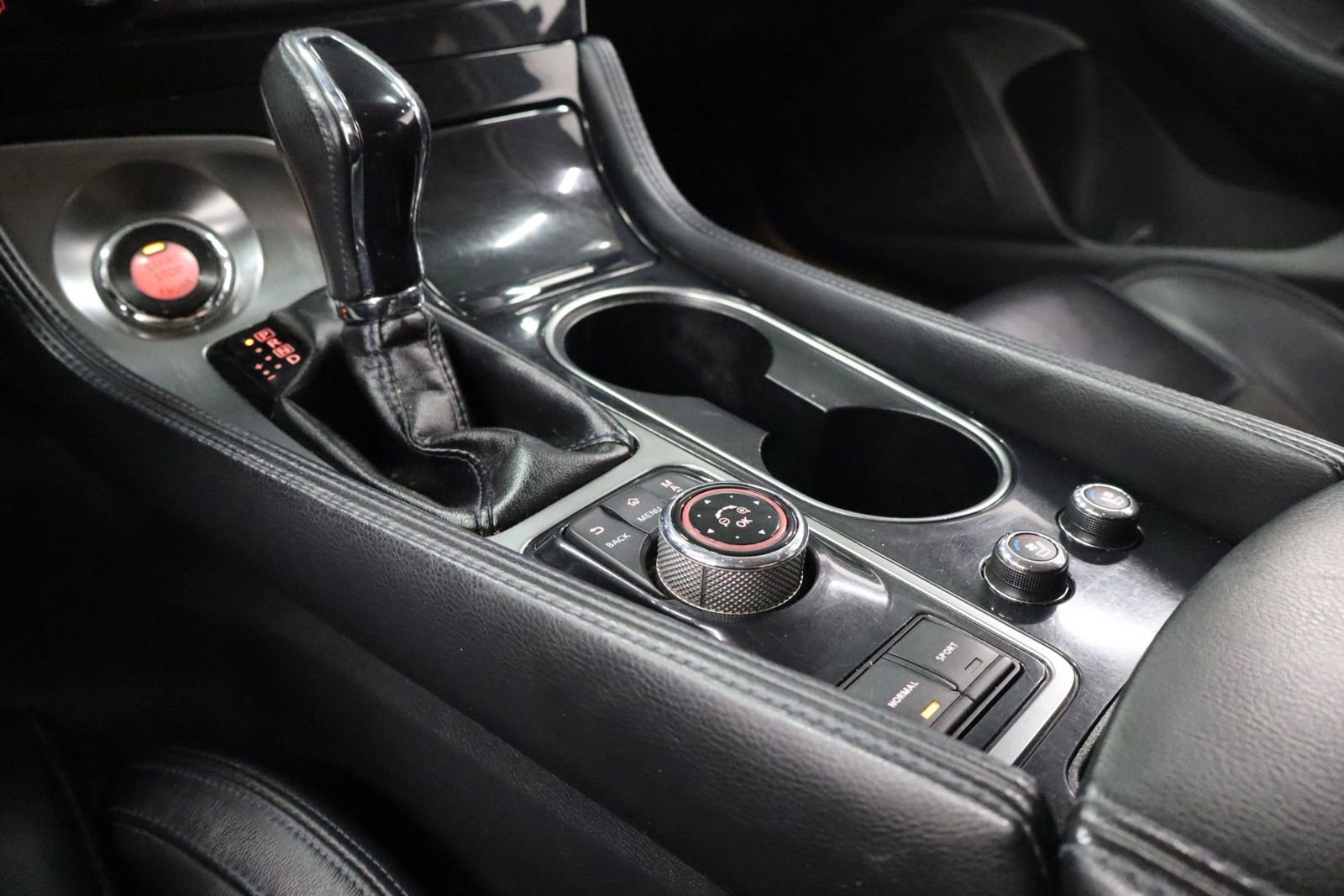 Used 2017 Nissan Maxima SR w/ Midnight Edition image 19