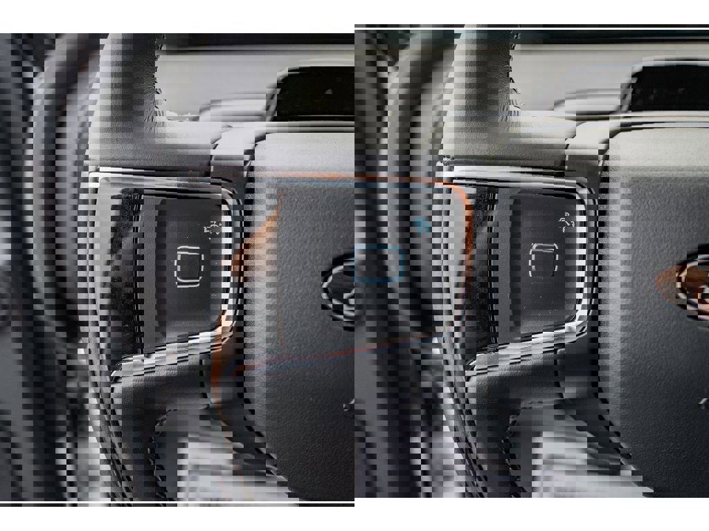 New 2025 Ford Expedition Platinum w/ Stealth Performance Package image 12