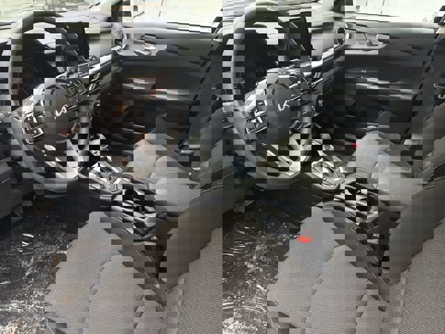 Used 2023 Kia Forte LXS image 10