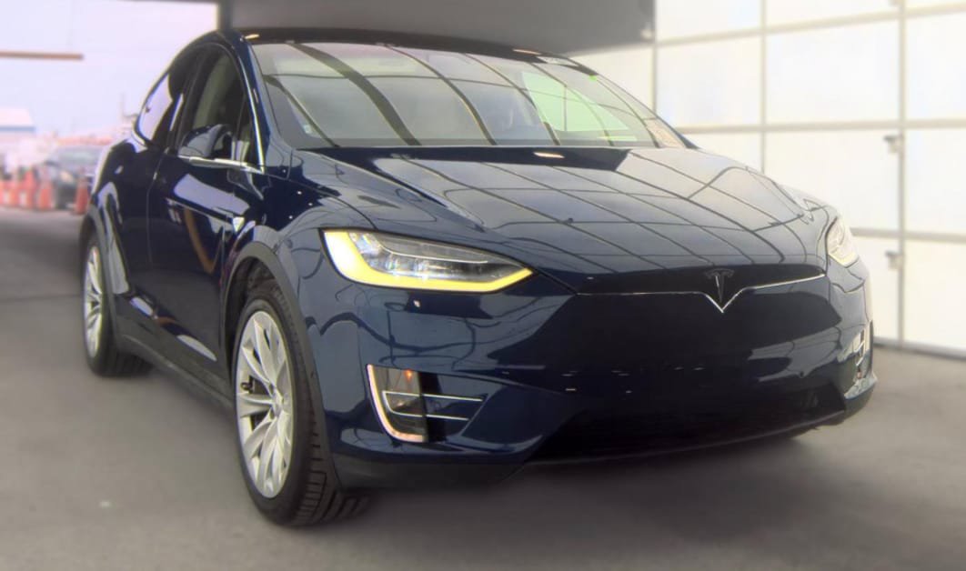 Used 2018 Tesla Model X 75D AWD/4WD image 3