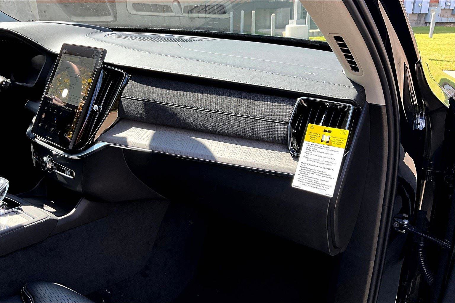 New 2026 Volvo XC90 B6 Ultra w/ Protection Package Premier image 17