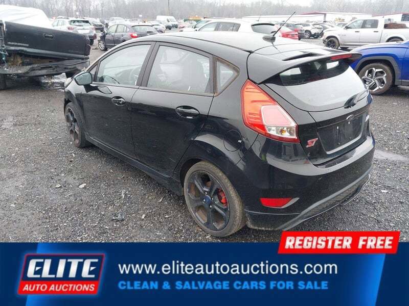 Used 2017 Ford Fiesta ST image 5