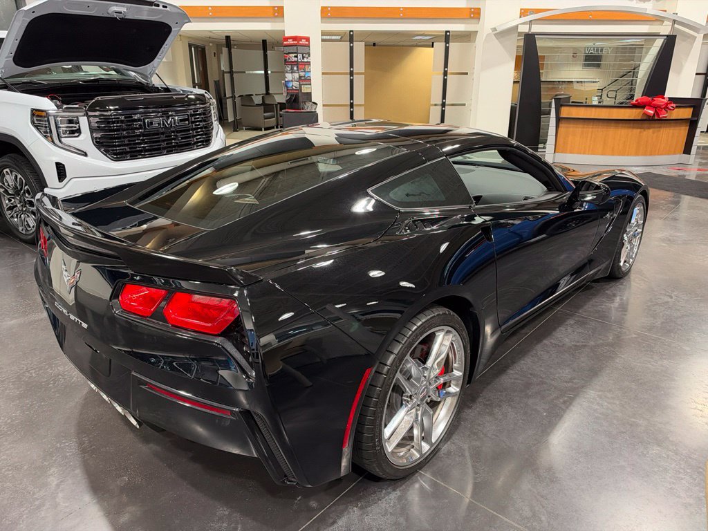Used 2016 Chevrolet Corvette Stingray Coupe w/ 3LT Preferred Equipment Group RWD image 18