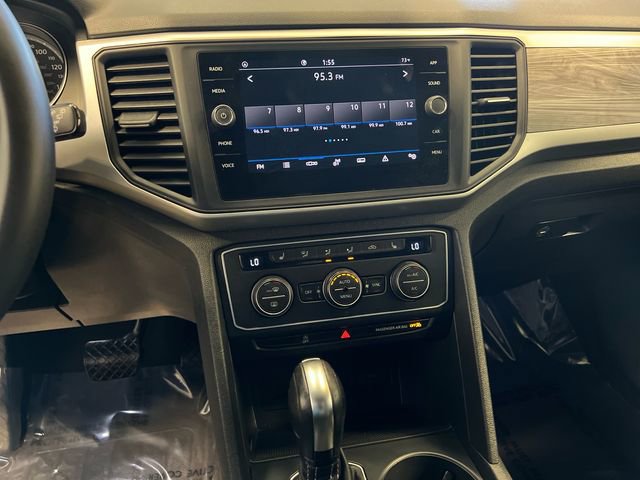 Used 2021 Volkswagen Atlas Cross Sport SE FWD image 25