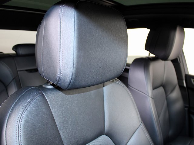 Used 2023 Porsche Macan image 27