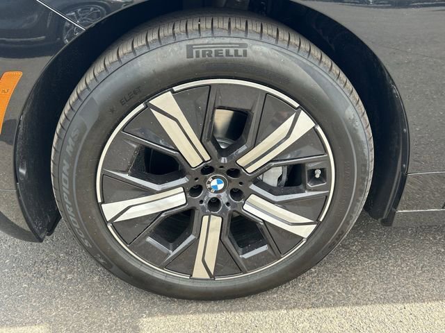 New 2026 BMW iX xDrive45 w/ Executive Package AWD/4WD image 10